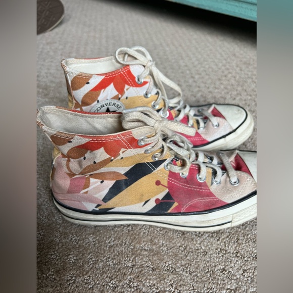 Patterned converse - Picture 2 of 3